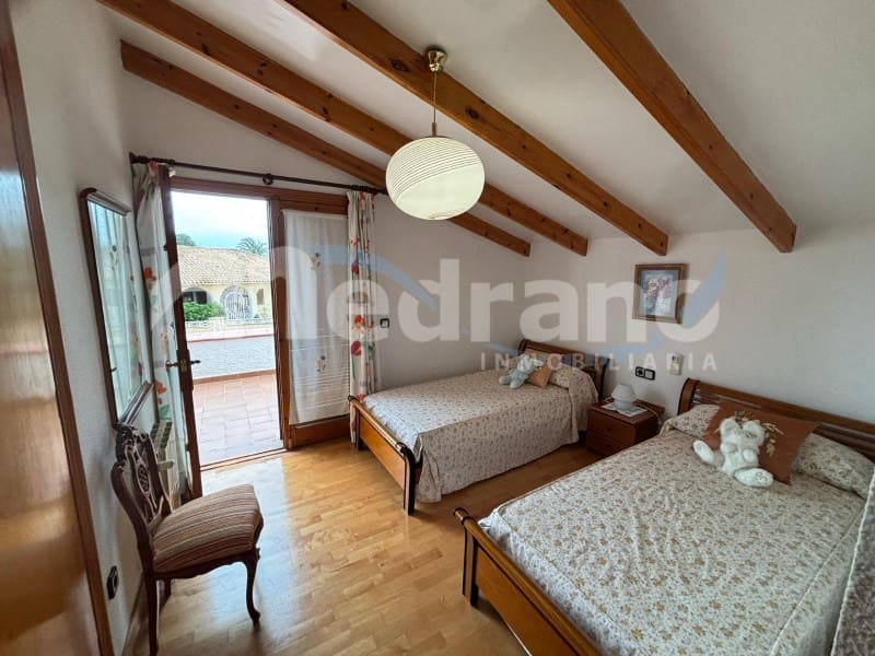 6 soveværelse Villa til salg i Benidorm med swimmingpool garage - € 745.000 (Ref: 10131405)