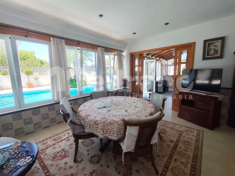 6 soveværelse Villa til salg i Benidorm med swimmingpool garage - € 745.000 (Ref: 10131405)