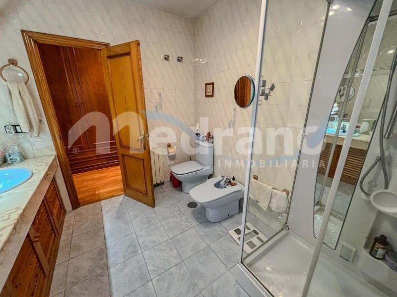 6 soveværelse Villa til salg i Benidorm med swimmingpool garage - € 745.000 (Ref: 10131405)