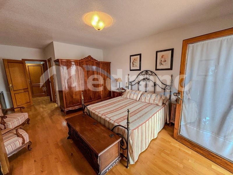 6 soveværelse Villa til salg i Benidorm med swimmingpool garage - € 745.000 (Ref: 10131405)