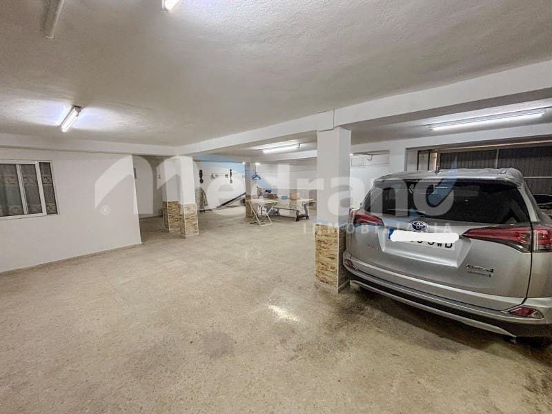 6 soveværelse Villa til salg i Benidorm med swimmingpool garage - € 745.000 (Ref: 10131405)