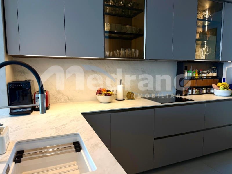 2 chambre Appartement à vendre à Benidorm avec piscine garage - 800 000 € (Ref: 10135937)