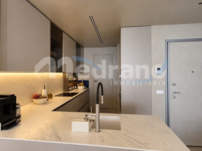 2 chambre Appartement à vendre à Benidorm avec piscine garage - 800 000 € (Ref: 10135937)