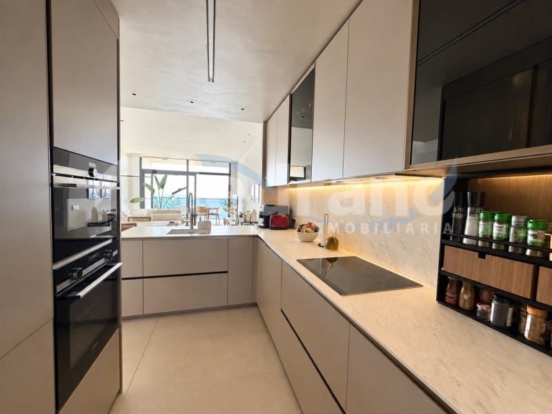 2 chambre Appartement à vendre à Benidorm avec piscine garage - 800 000 € (Ref: 10135937)