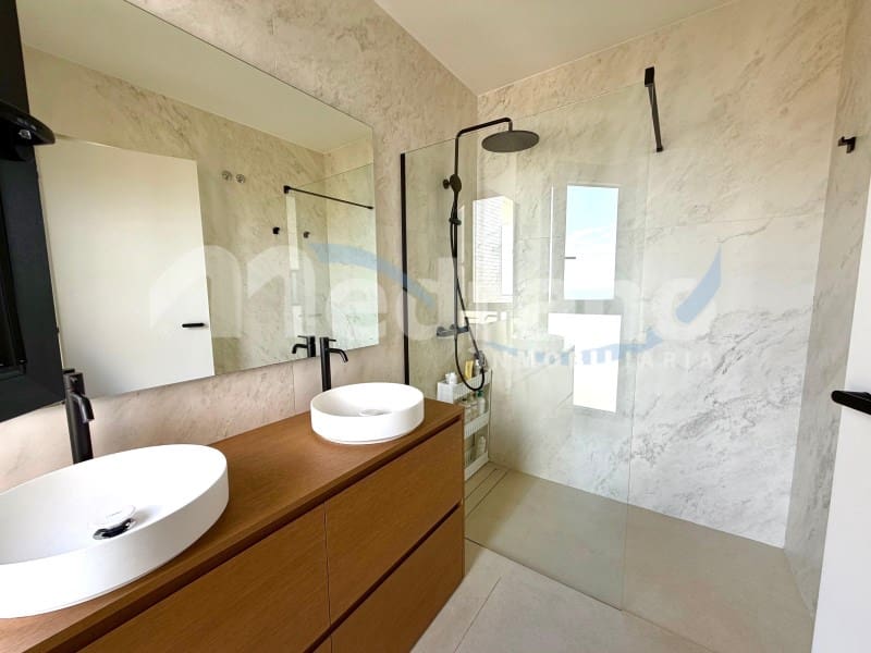 2 chambre Appartement à vendre à Benidorm avec piscine garage - 800 000 € (Ref: 10135937)
