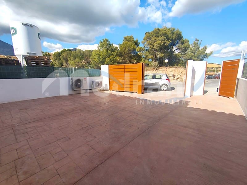 4 soveværelse Villa til salg i La Nucia med swimmingpool garage - € 427.000 (Ref: 10139414)
