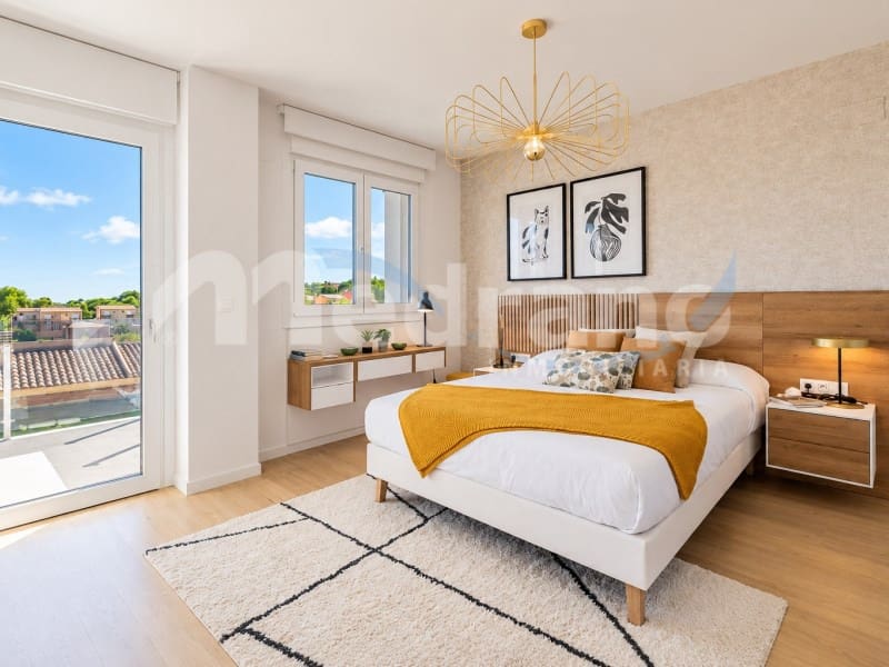 4 soveværelse Villa til salg i La Nucia med swimmingpool garage - € 427.000 (Ref: 10139414)