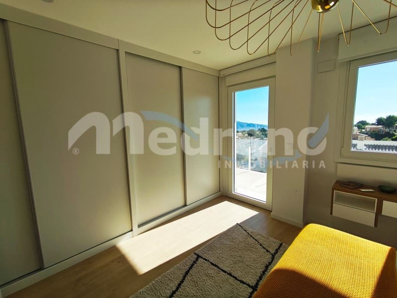 4 soveværelse Villa til salg i La Nucia med swimmingpool garage - € 427.000 (Ref: 10139414)