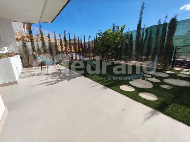 4 soveværelse Villa til salg i La Nucia med swimmingpool garage - € 427.000 (Ref: 10139414)