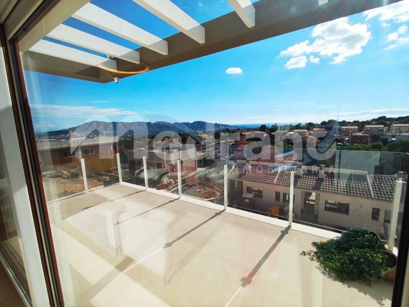 4 soveværelse Villa til salg i La Nucia med swimmingpool garage - € 427.000 (Ref: 10139414)