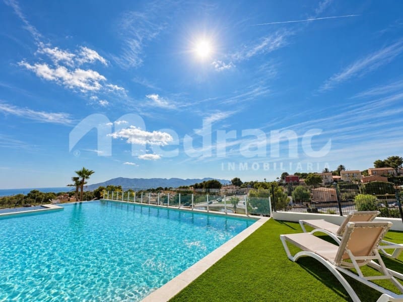 4 soveværelse Villa til salg i La Nucia med swimmingpool garage - € 427.000 (Ref: 10139414)