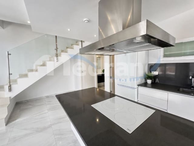 3 chambre Villa/Maison à vendre à Polop avec piscine garage - 469 000 € (Ref: 10164831)