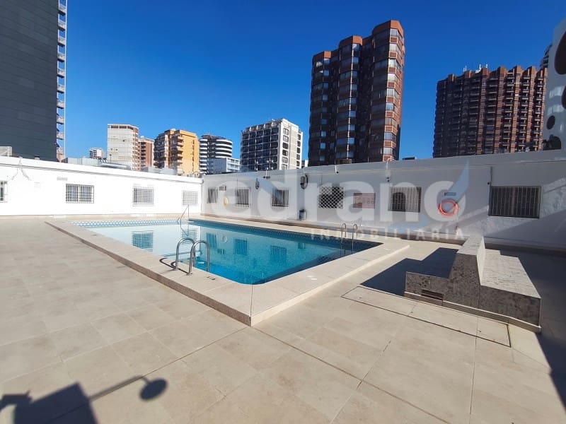 Studio til salg i Benidorm med swimmingpool garage - € 235.000 (Ref: 10164833)