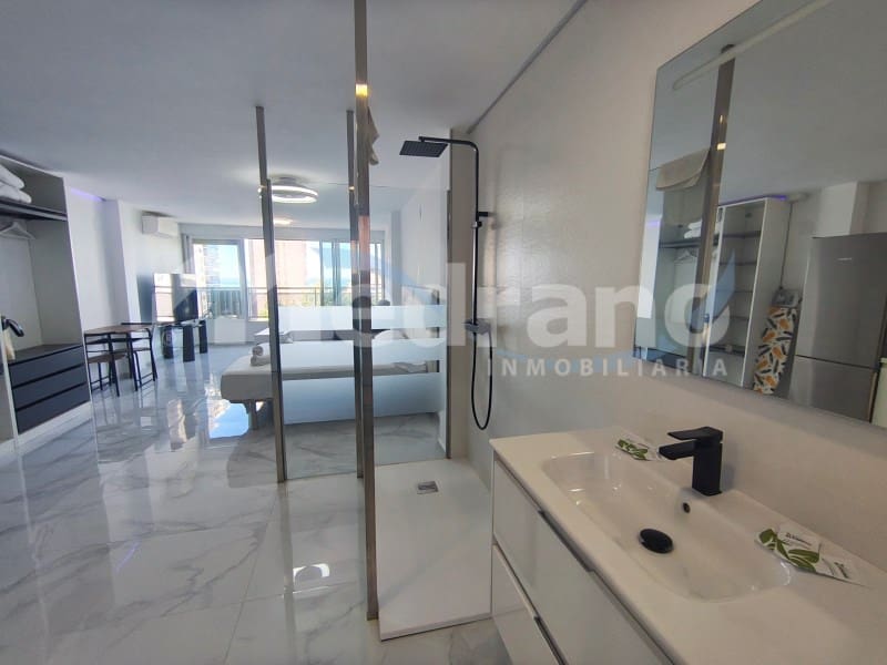 Studio til salg i Benidorm med swimmingpool garage - € 235.000 (Ref: 10164833)