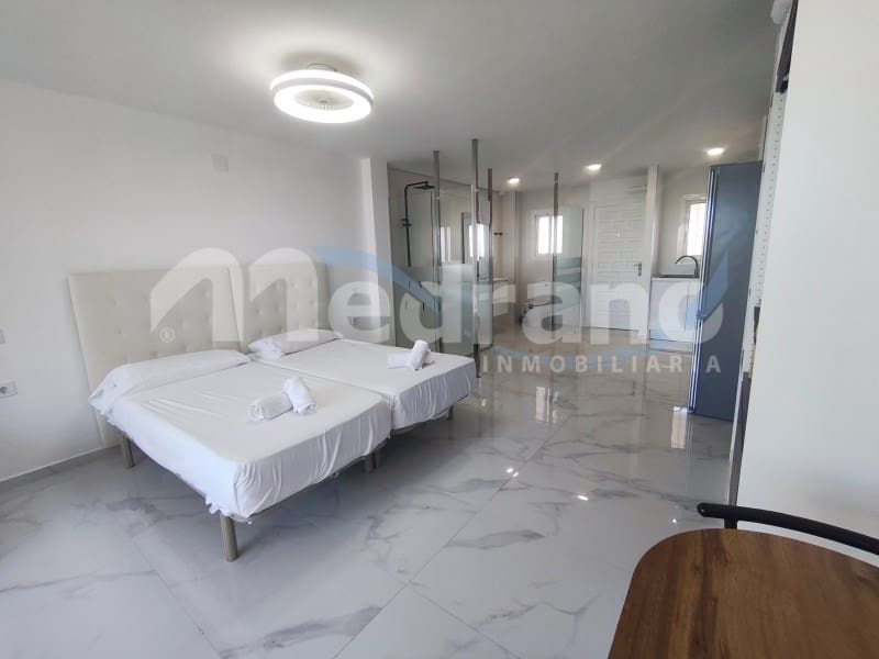 Studio til salg i Benidorm med swimmingpool garage - € 235.000 (Ref: 10164833)