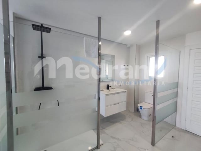 Studio til salg i Playa Levante, Benidorm med swimmingpool garage - € 235.000 (Ref: 10164833)