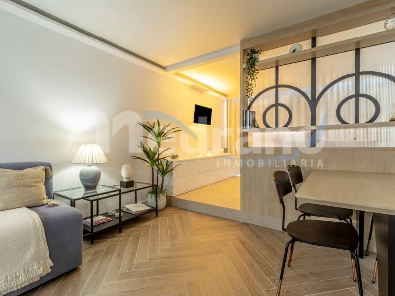 1 soveværelse Lejlighed til salg i Benidorm med swimmingpool garage - € 250.000 (Ref: 10164834)