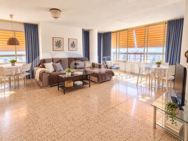 Piso de 2 habitaciones en Rincón de Loix, Benidorm en venta con piscina garaje - 295.000 € (Ref: 10164836)
