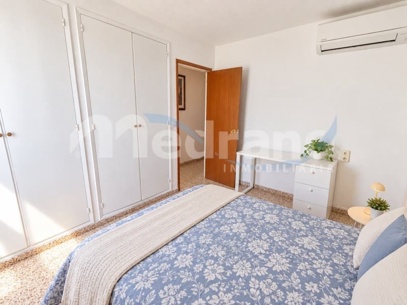 Piso de 2 habitaciones en Benidorm en venta con piscina garaje - 295.000 € (Ref: 10164836)