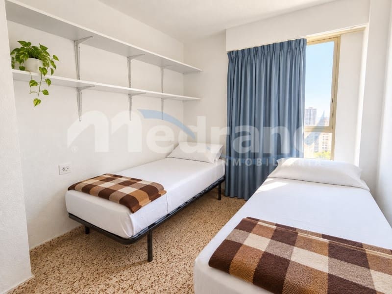 Piso de 2 habitaciones en Benidorm en venta con piscina garaje - 295.000 € (Ref: 10164836)