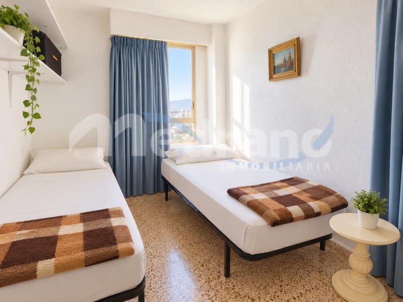 Piso de 2 habitaciones en Benidorm en venta con piscina garaje - 295.000 € (Ref: 10164836)