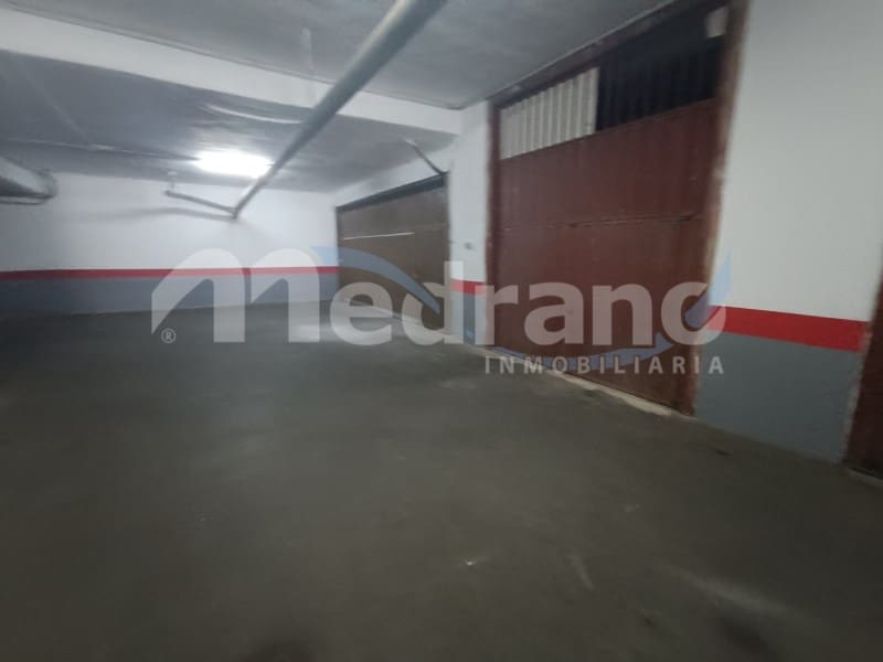 Piso de 2 habitaciones en Benidorm en venta con piscina garaje - 295.000 € (Ref: 10164836)