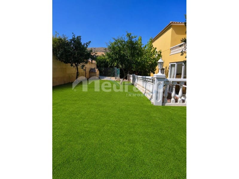 4 sypialnia Willa na sprzedaż w La Nucia z basenem - 525 000 € (Ref: 10166341)