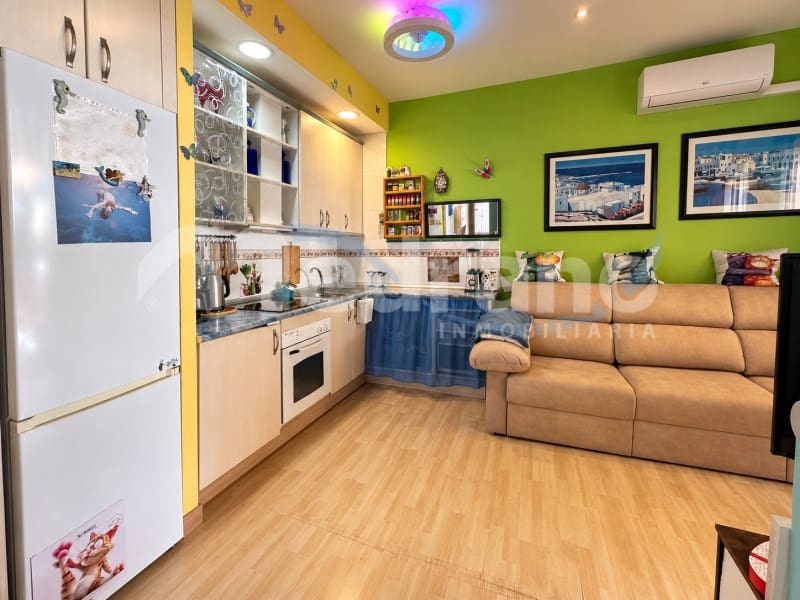 Apartamento de 1 habitación en Benidorm en venta con piscina - 244.000 € (Ref: 10173816)