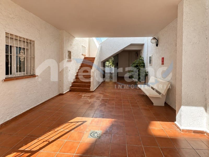 Apartamento de 1 habitación en Benidorm en venta con piscina - 244.000 € (Ref: 10173816)