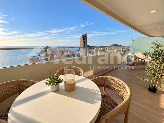 2 makuuhuone Asunto myytävänä paikassa Playa Poniente, Benidorm mukana uima-altaan 
autotalli - 800 000 € (Ref: 10177022)