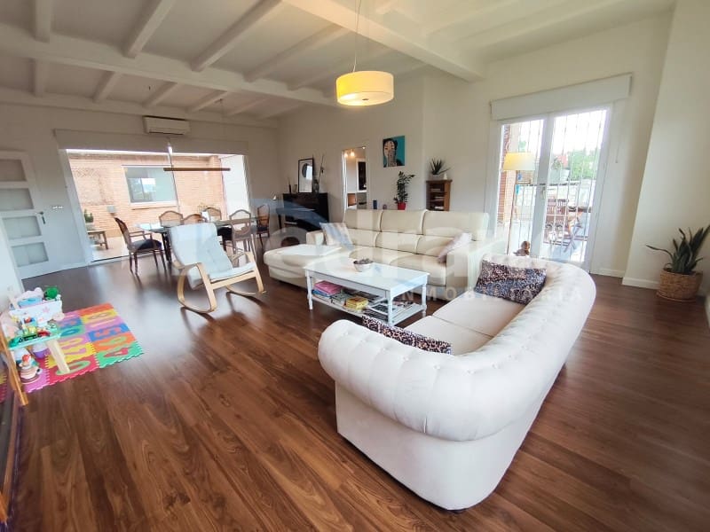 Chalet de 3 habitaciones en Benidorm en venta con piscina garaje - 970.000 € (Ref: 5426037)