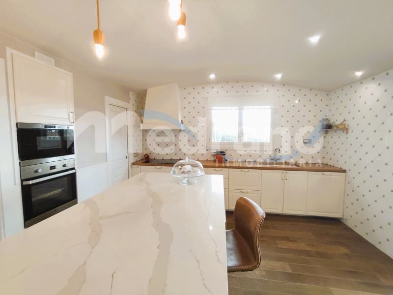 Chalet de 3 habitaciones en Benidorm en venta con piscina garaje - 970.000 € (Ref: 5426037)