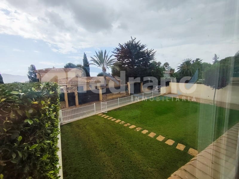Chalet de 3 habitaciones en Benidorm en venta con piscina garaje - 970.000 € (Ref: 5426037)
