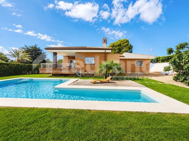 Chalet de 3 habitaciones en Urbanizaciones, Benidorm en venta con piscina garaje - 970.000 € (Ref: 5426037)