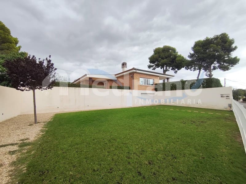Chalet de 3 habitaciones en Benidorm en venta con piscina garaje - 970.000 € (Ref: 5426037)