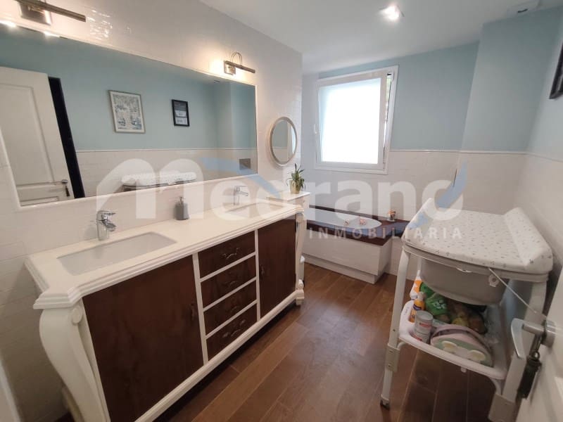 Chalet de 3 habitaciones en Benidorm en venta con piscina garaje - 970.000 € (Ref: 5426037)