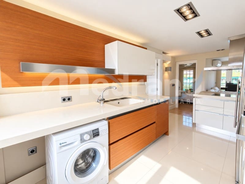 2 soveværelse Lejlighed til salg i Benidorm - € 395.000 (Ref: 7099342)