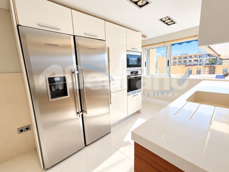 2 soveværelse Lejlighed til salg i Benidorm - € 395.000 (Ref: 7099342)
