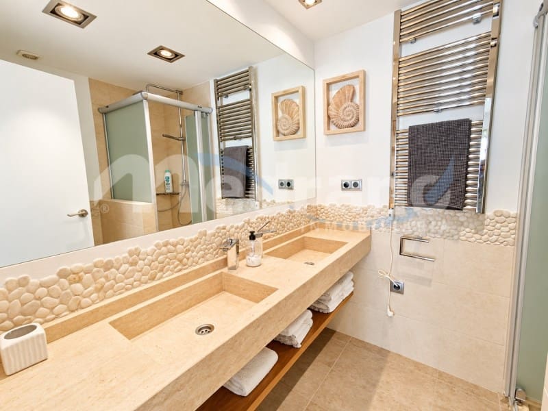 2 soveværelse Lejlighed til salg i Benidorm - € 395.000 (Ref: 7099342)