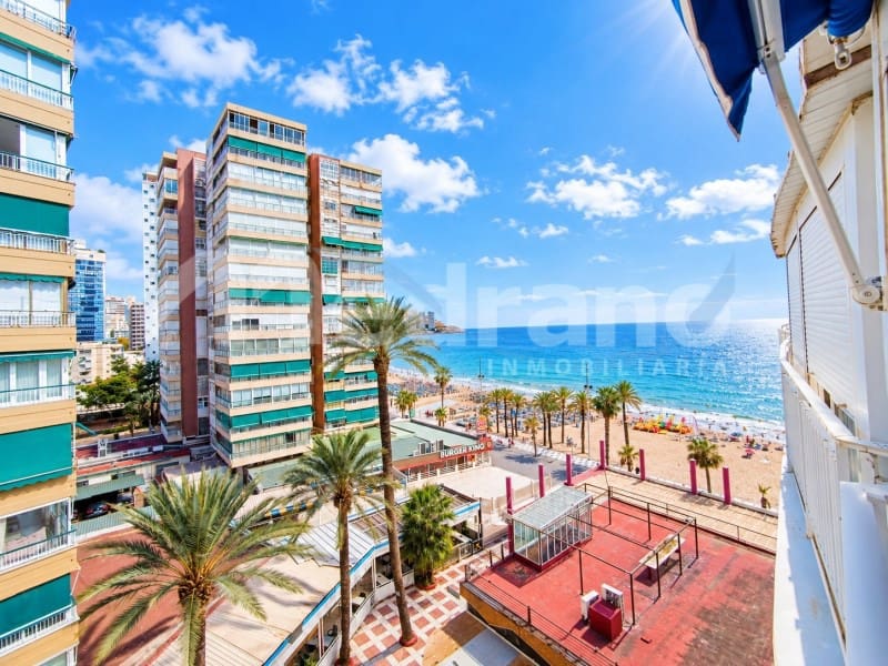 2 soveværelse Lejlighed til salg i Benidorm - € 395.000 (Ref: 7099342)