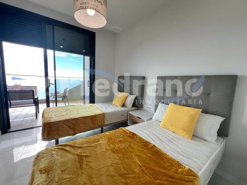 Piso de 2 habitaciones en Benidorm en alquiler con piscina garaje - 2.000 € (Ref: 8017049)