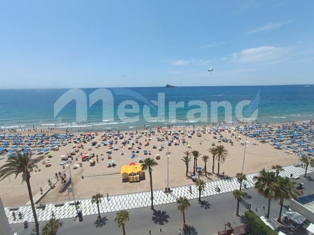 2 chambre Appartement à vendre à Playa Levante, Benidorm avec piscine garage - 490 000 € (Ref: 8302872)