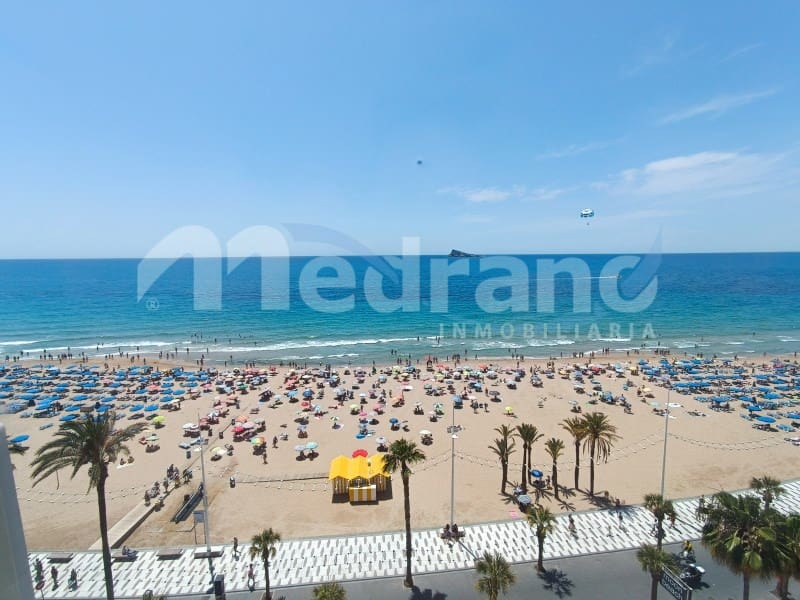 2 chambre Appartement à vendre à Benidorm avec piscine garage - 490 000 € (Ref: 8302872)
