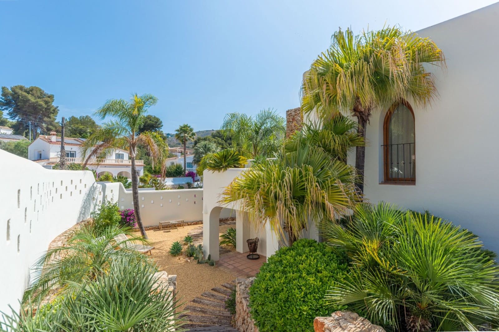 3 sypialnia Willa na sprzedaż w Moraira z basenem garażem - 1 750 000 € (Ref: 9889337)