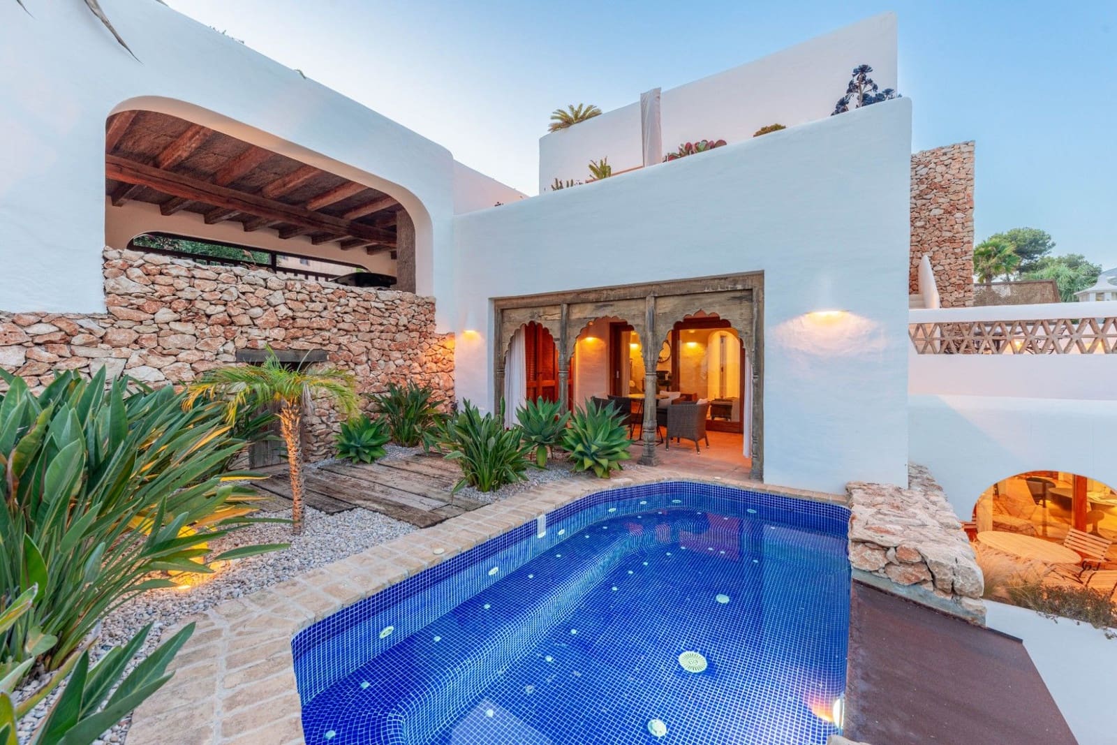 3 sypialnia Willa na sprzedaż w Moraira z basenem garażem - 1 750 000 € (Ref: 9889337)