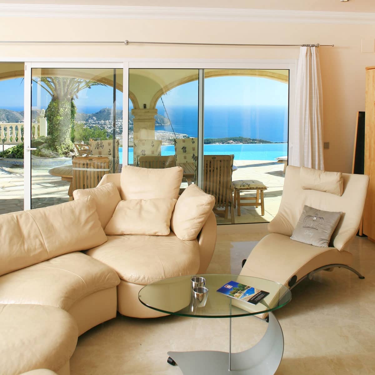 4 bedroom Villa for sale in Moraira with pool garage - € 1,500,000 (Ref: 9889338)