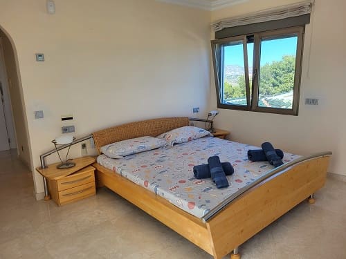 4 bedroom Villa for sale in Moraira with pool garage - € 1,500,000 (Ref: 9889338)