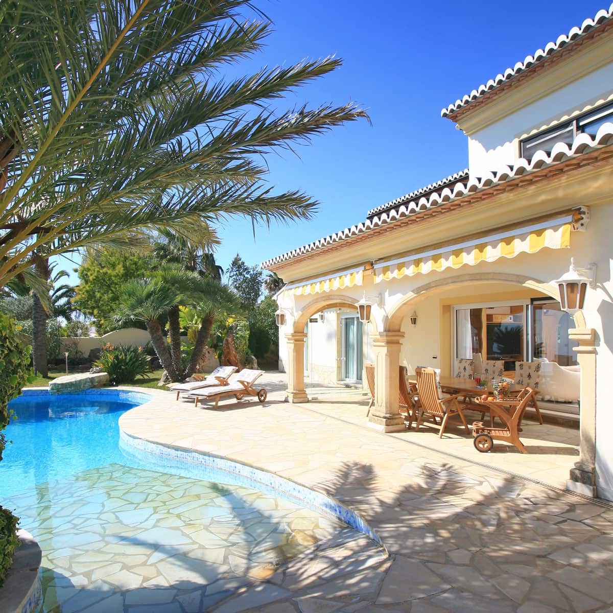 4 bedroom Villa for sale in Moraira with pool garage - € 1,500,000 (Ref: 9889338)