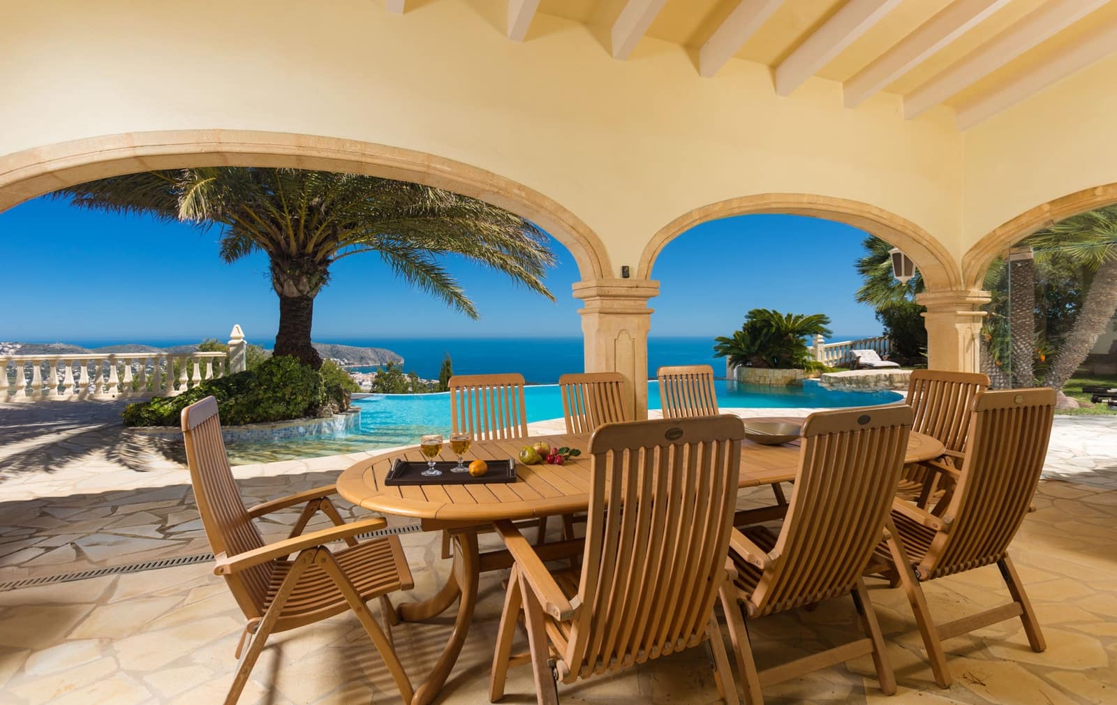 4 bedroom Villa for sale in Moraira with pool garage - € 1,500,000 (Ref: 9889338)