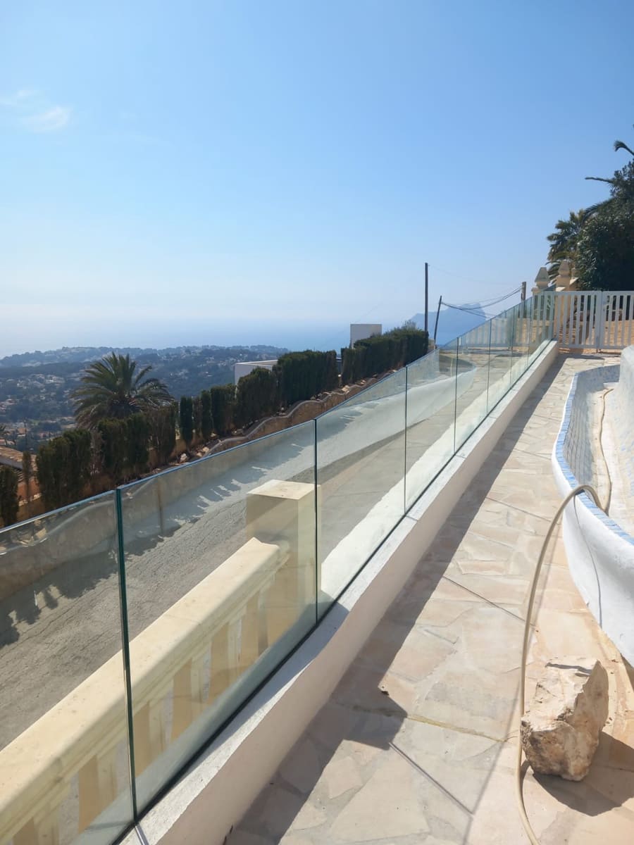 4 bedroom Villa for sale in Moraira with pool garage - € 1,500,000 (Ref: 9889338)